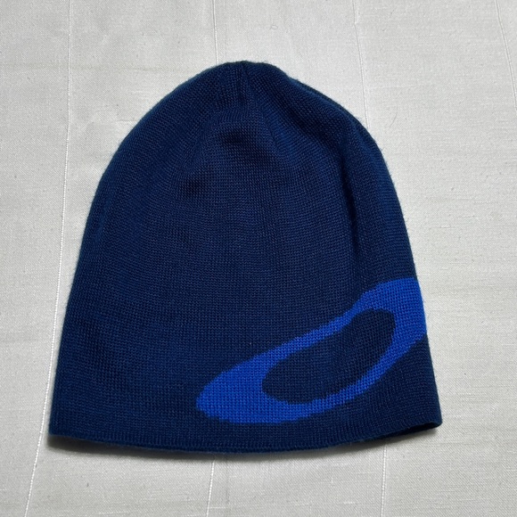 Oakley Other - Oakley Performance Fit Blue Knit Hat